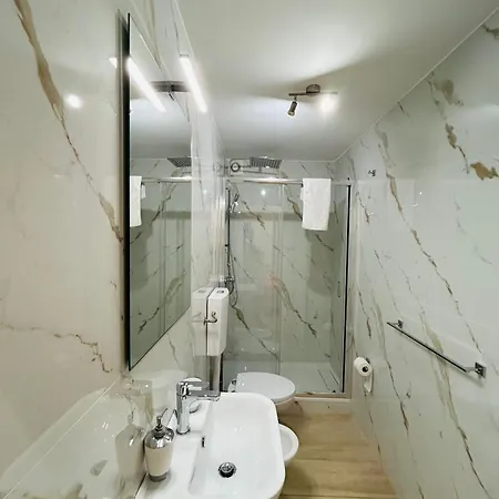 Nuovo Al Centro Никосия